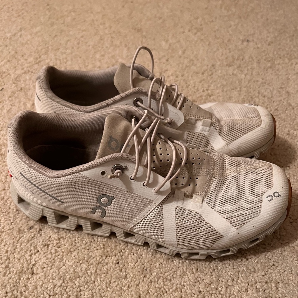 Oncloud womens sneakers